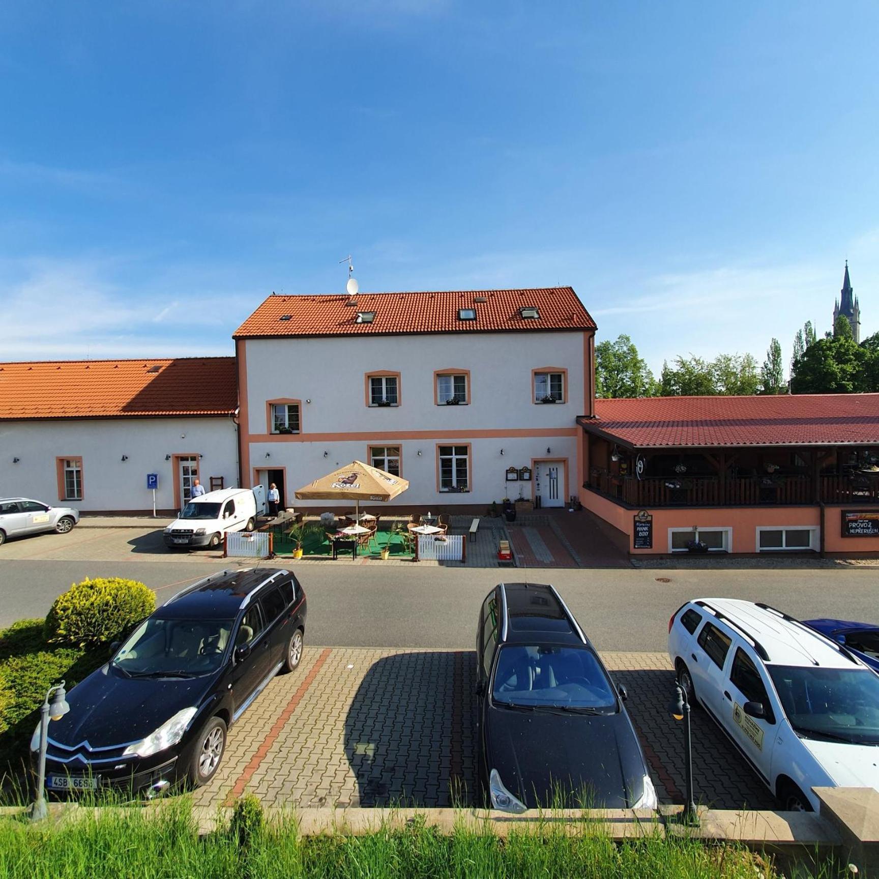 Pivovarska Restaurace Čáslav Extérieur photo
